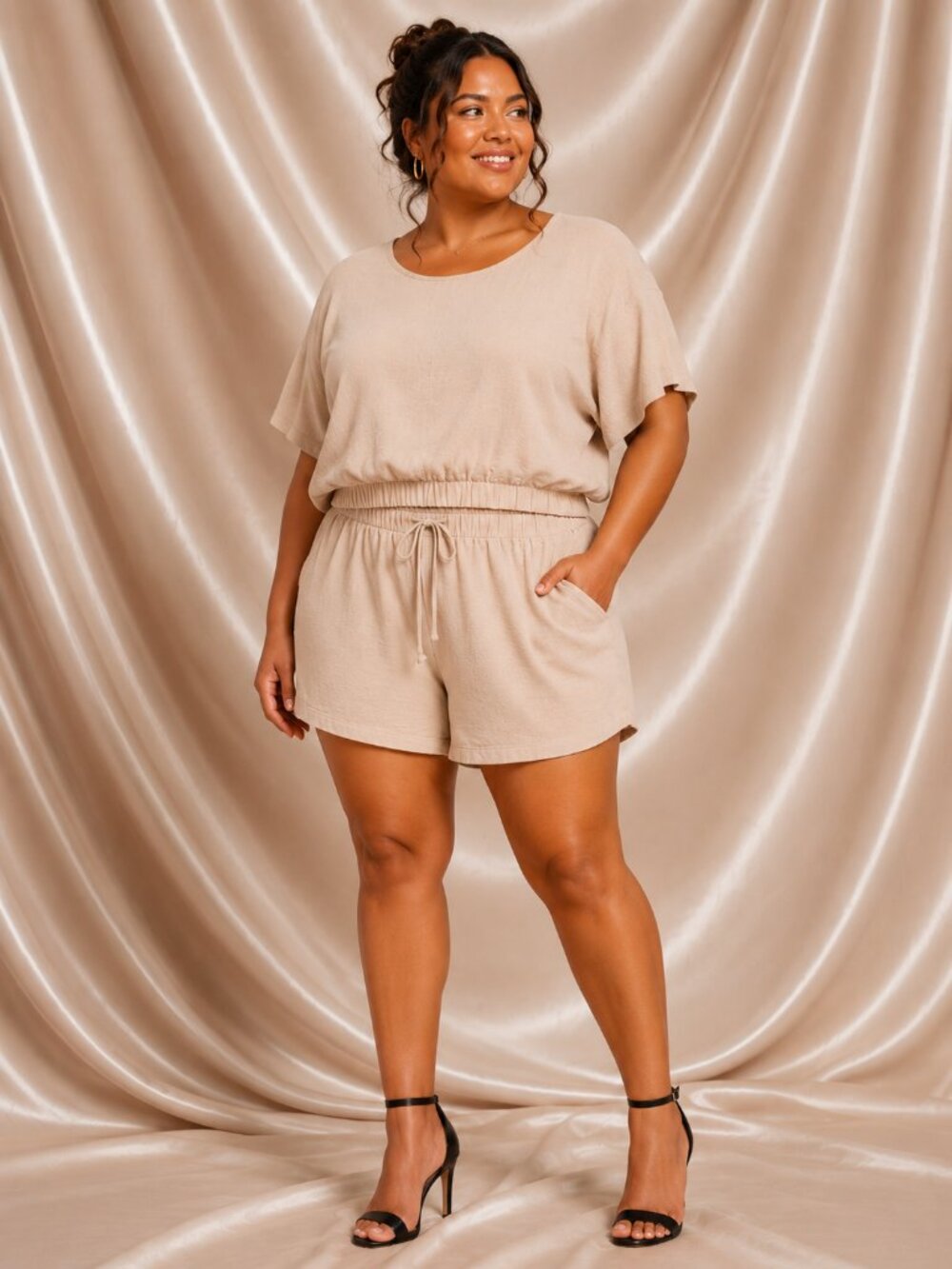 Relaxed Drawstring Women's Shorts in Beige